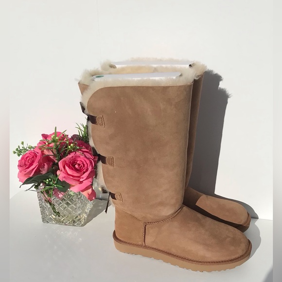 UGG Bailey Bow Tall II Boot - Picture 3 of 7